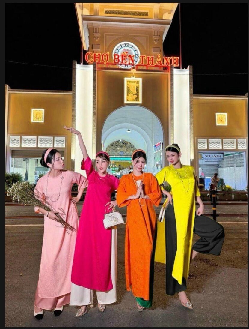 Áo dài gấm tơ suông mặc tết (chỉ áo)