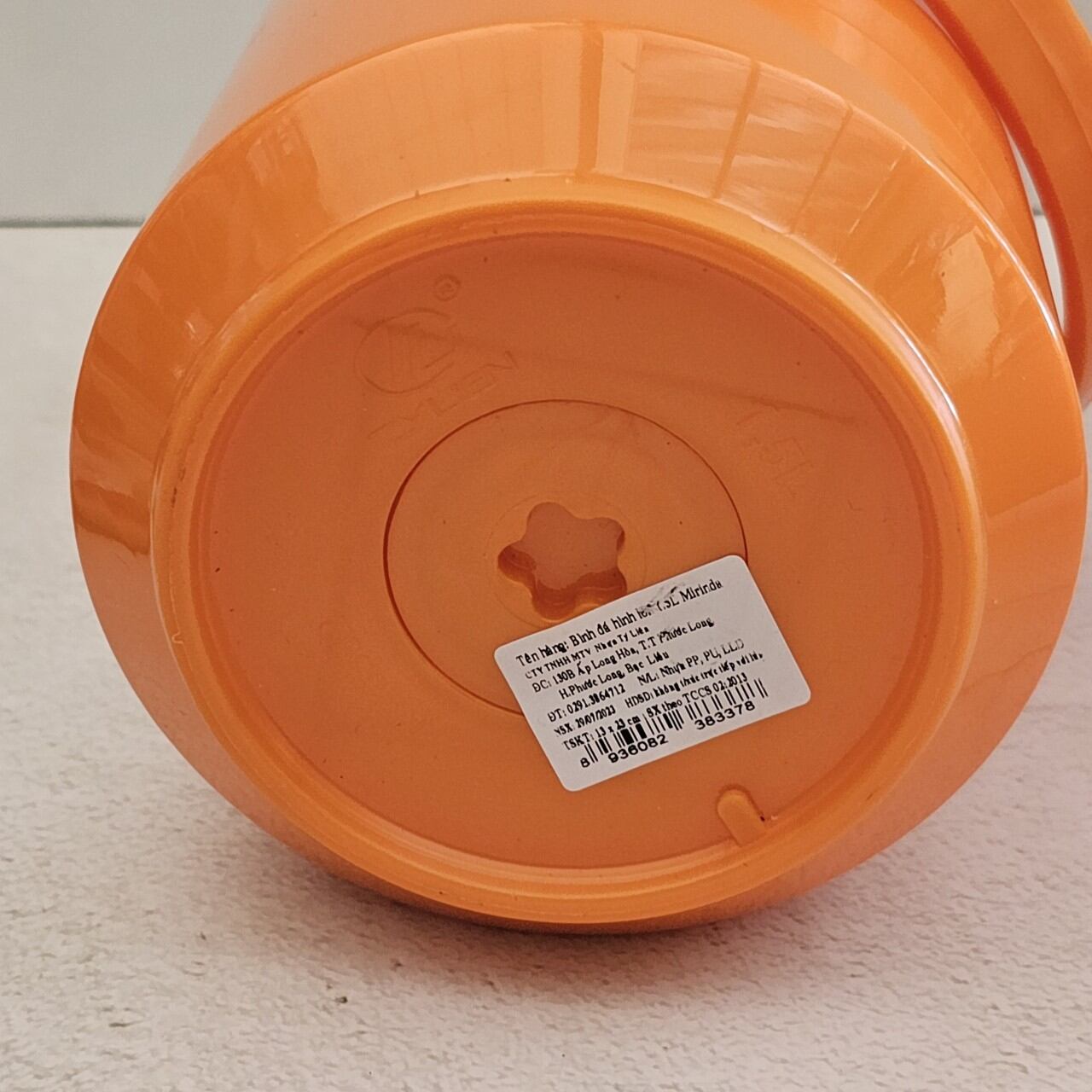 Bình Đá Hình Lon Nước Ngọt 1,5 lít ( Hkm)
