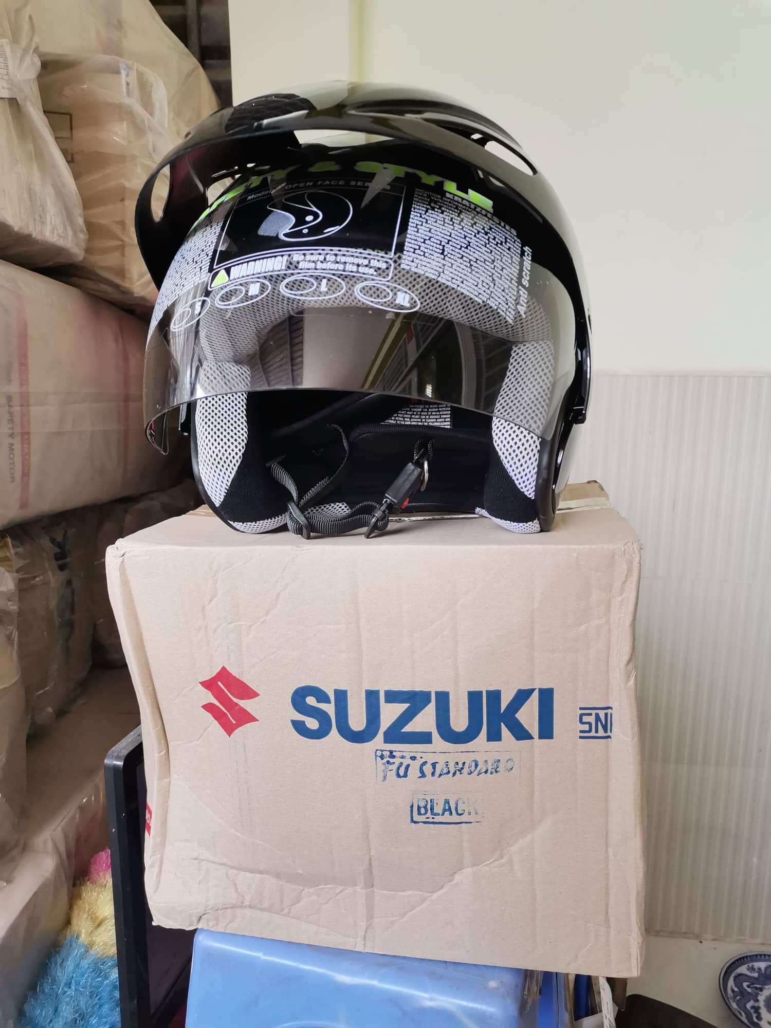 Nón suzuki 3/4 nhập khẩu theo xe