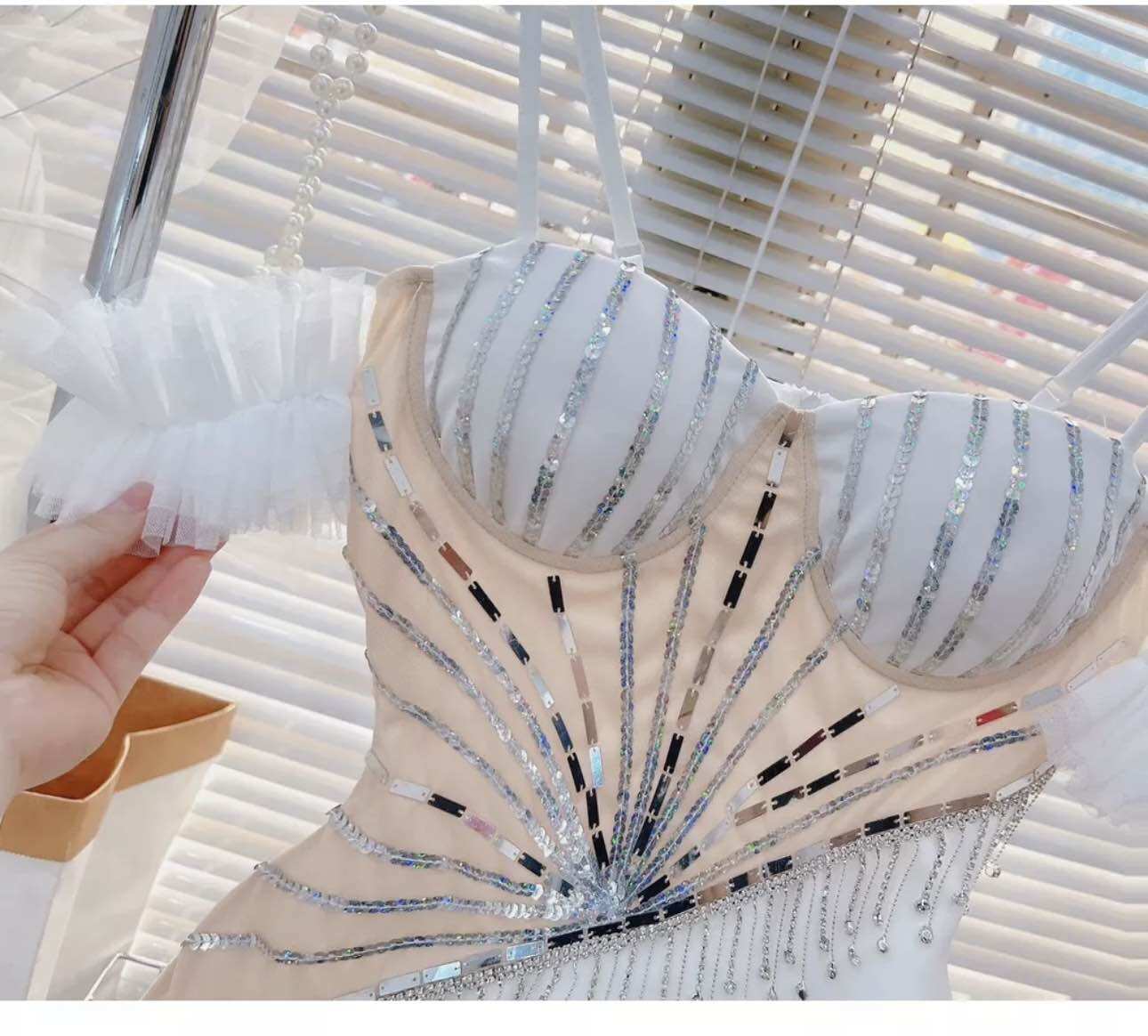 ĐẦM BODY CUP DÚN TAY KẾT ĐÁ ( kèm ảnh thật )