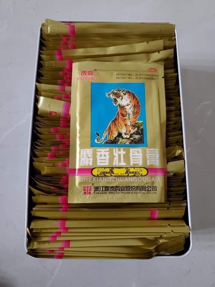( 1 gói 4 miếng) giảm đau nhức con cọp 5 chữ