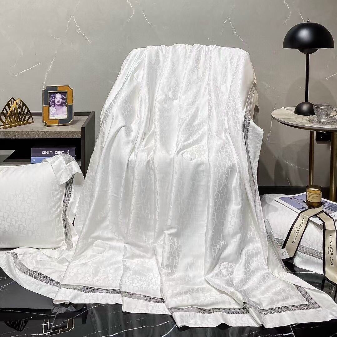 Chăn tencel 60s cao cấp, mềm mại, mượt mát 2mx2m3