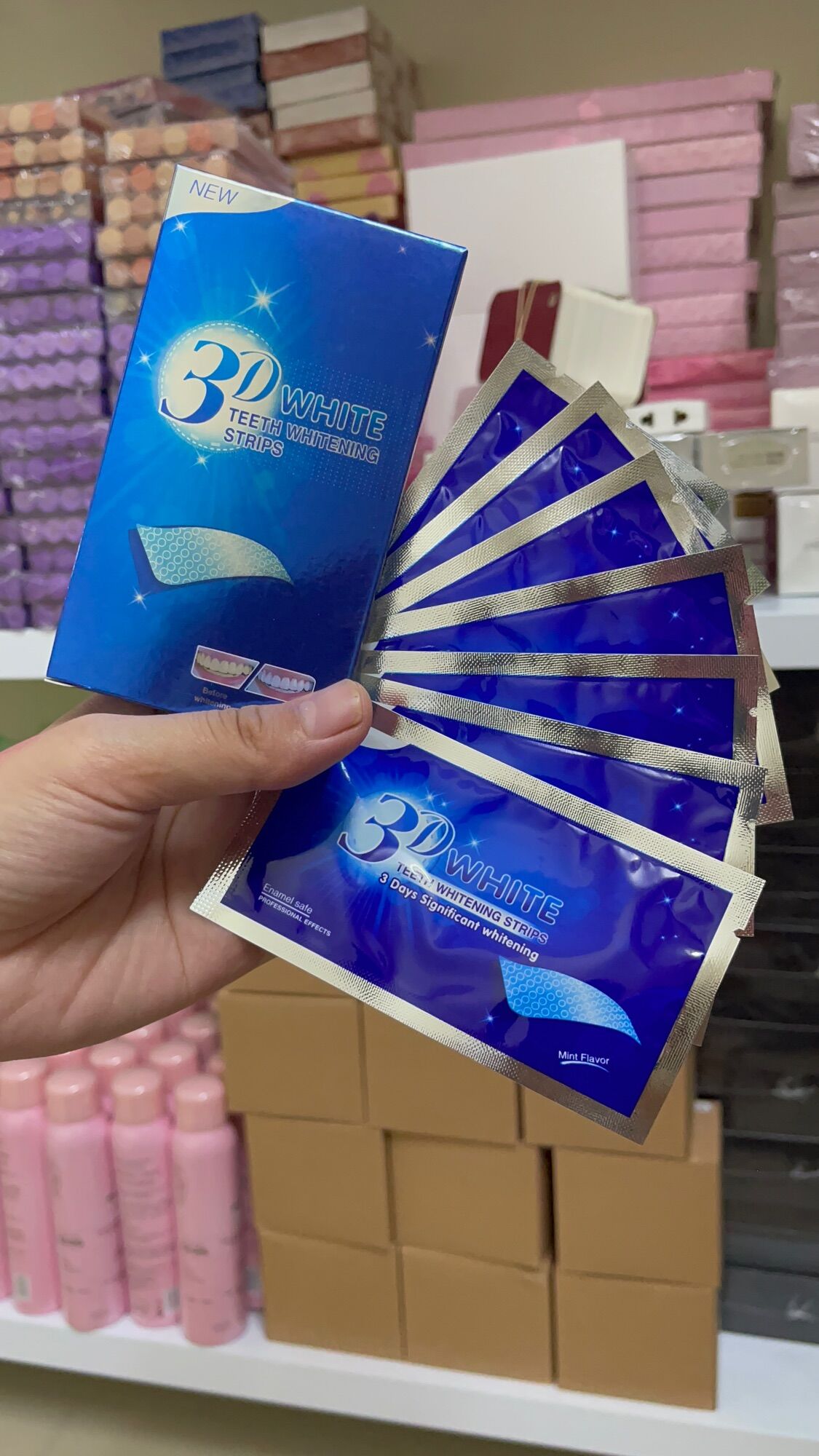 Miếng Dán Trắng Răng 3D White Teeth Whitening Strips
