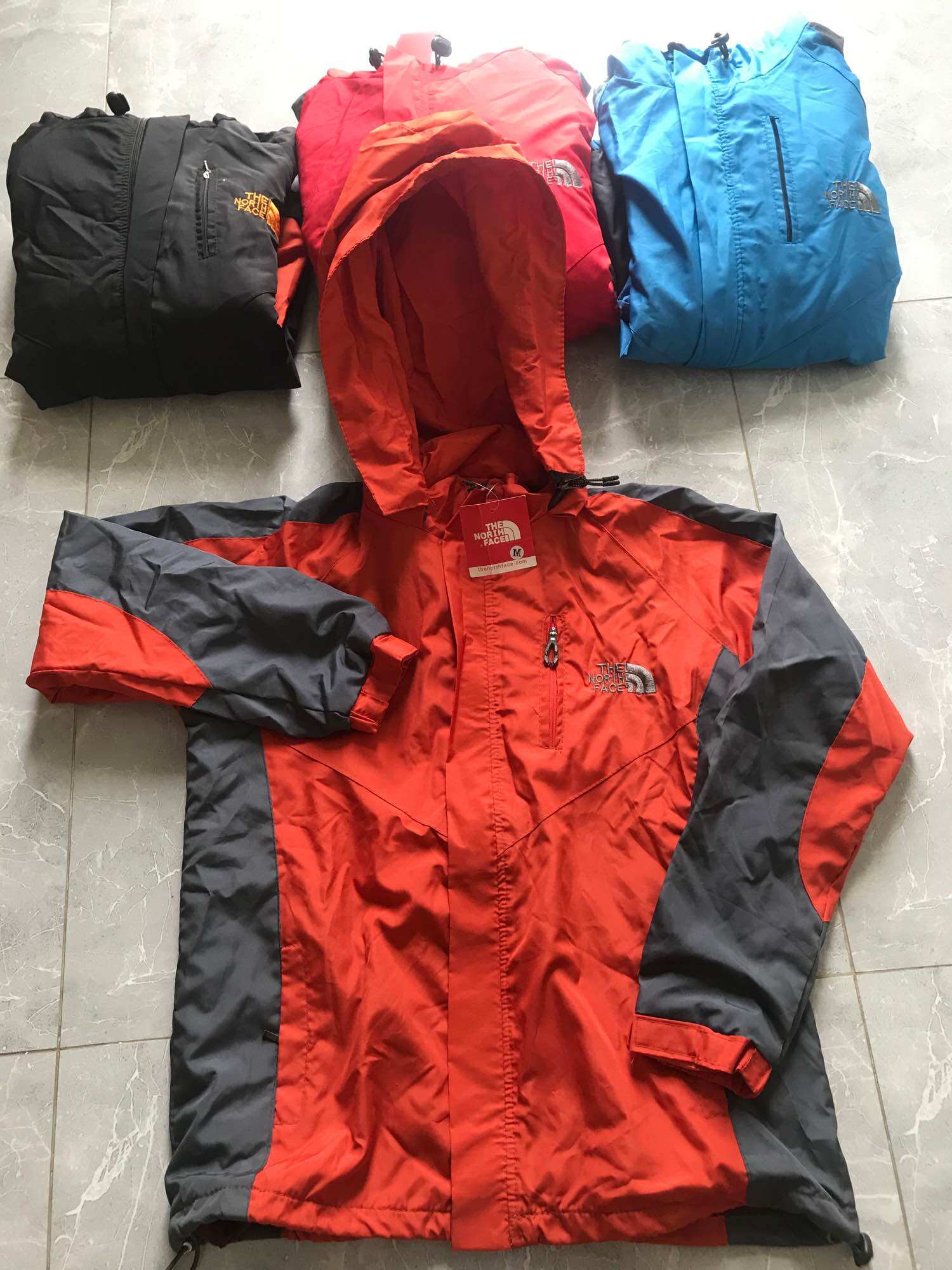 Áo Khoác chống nước THE NORTH FACE size M,XL