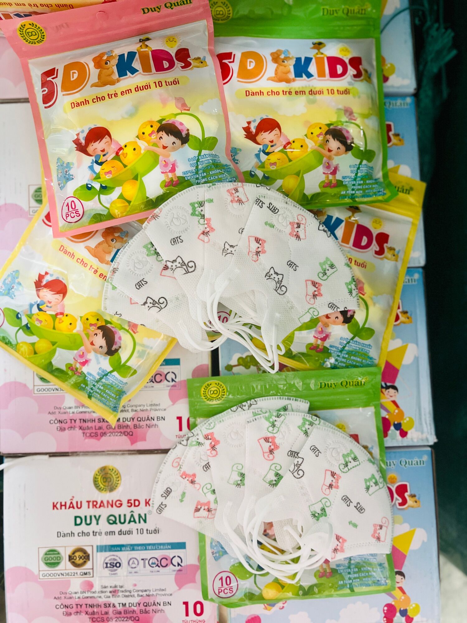 Thùng 100c khẩu trang 5d bé mix đủ hình