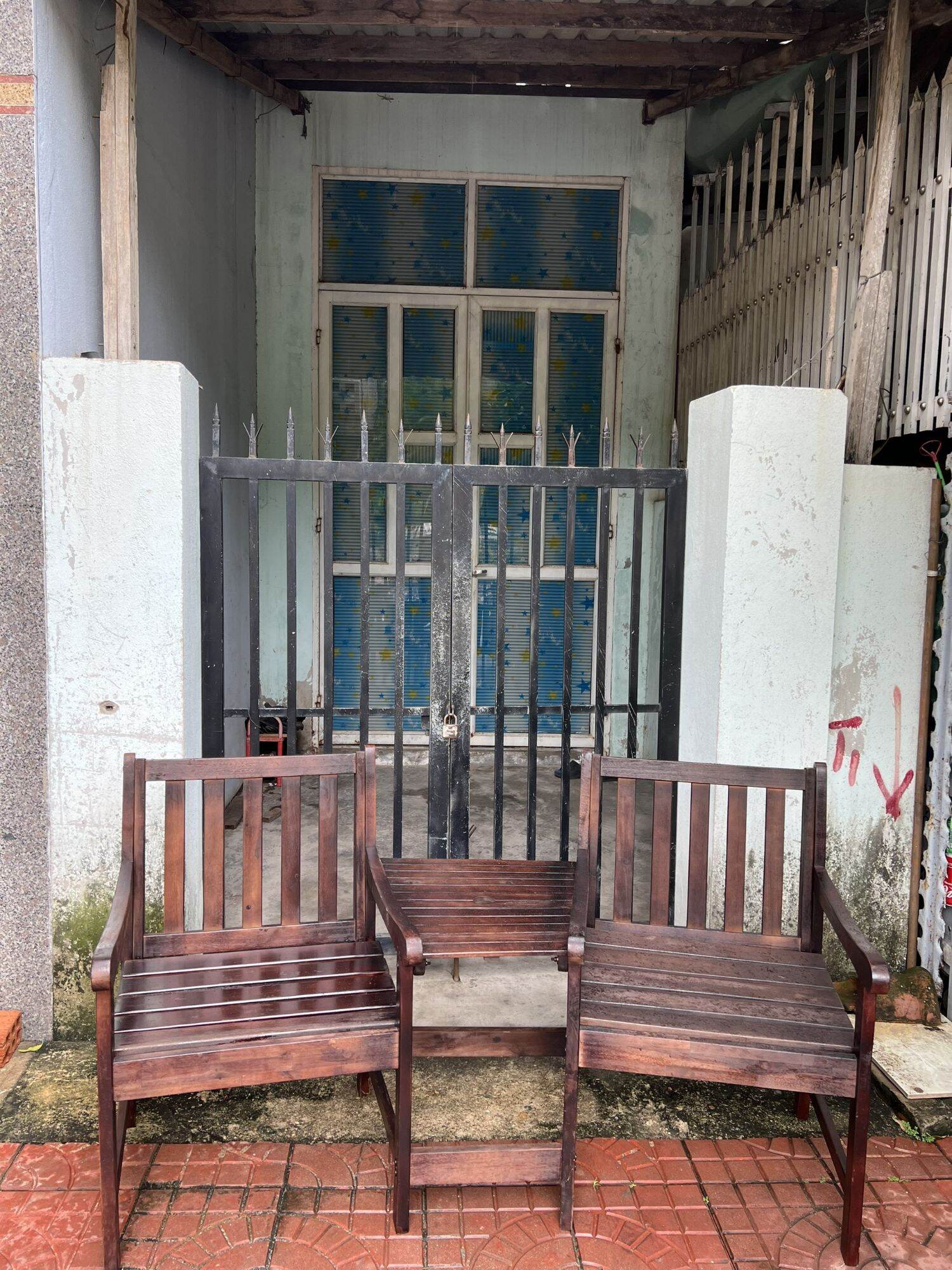 Ghế gỗ đôi