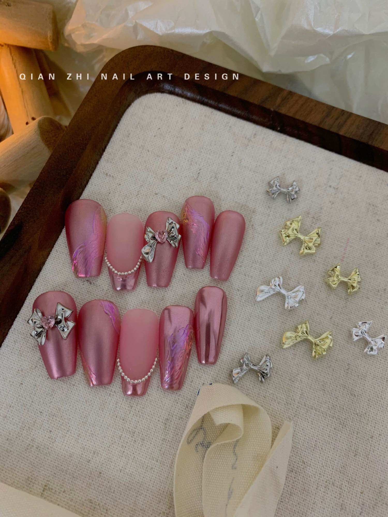 CHARM NƠ KIỂU M311 SET 20 VIÊN