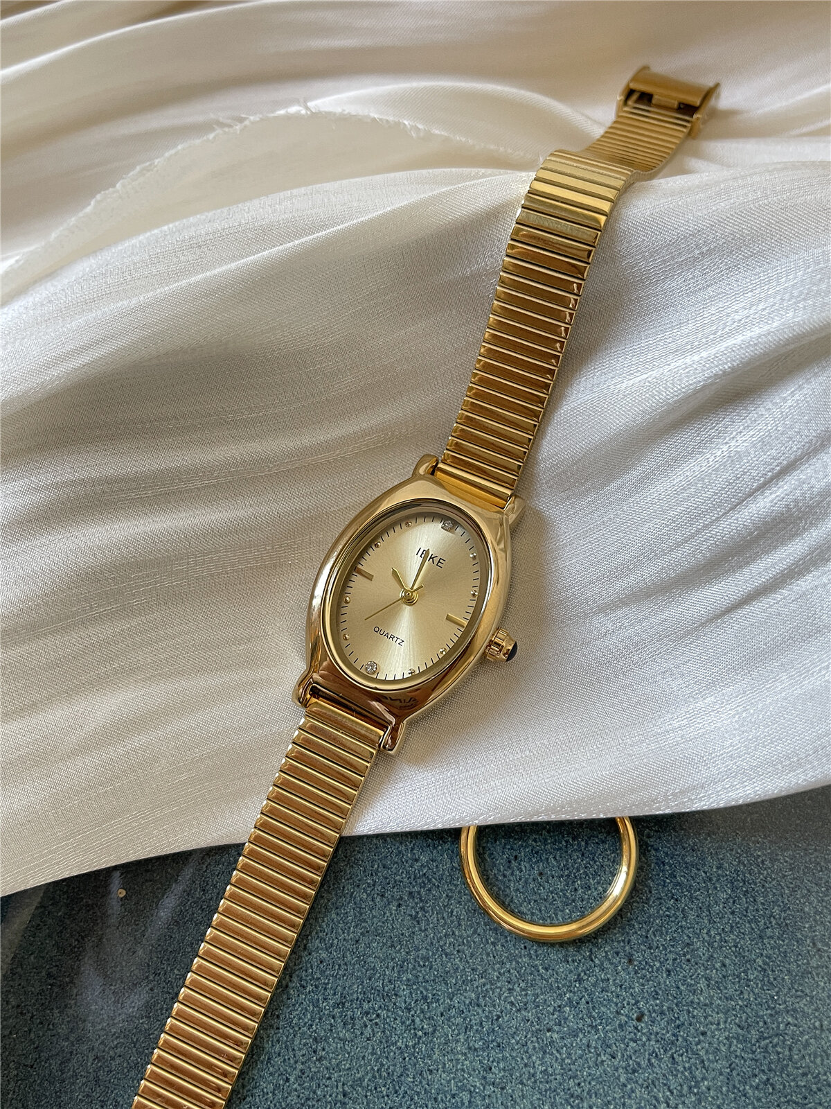 Đồng Hồ Đeo Tay Hoài Cổ Cổ Trung Cổ Vintage Đồng Hồ Nữ Kiểu Đi Làm Mặt Đồng Hồ Nhỏ Khí Chất Đơn Giản Ít Người Xa Xỉ Học Sinh Mẫu Nữ