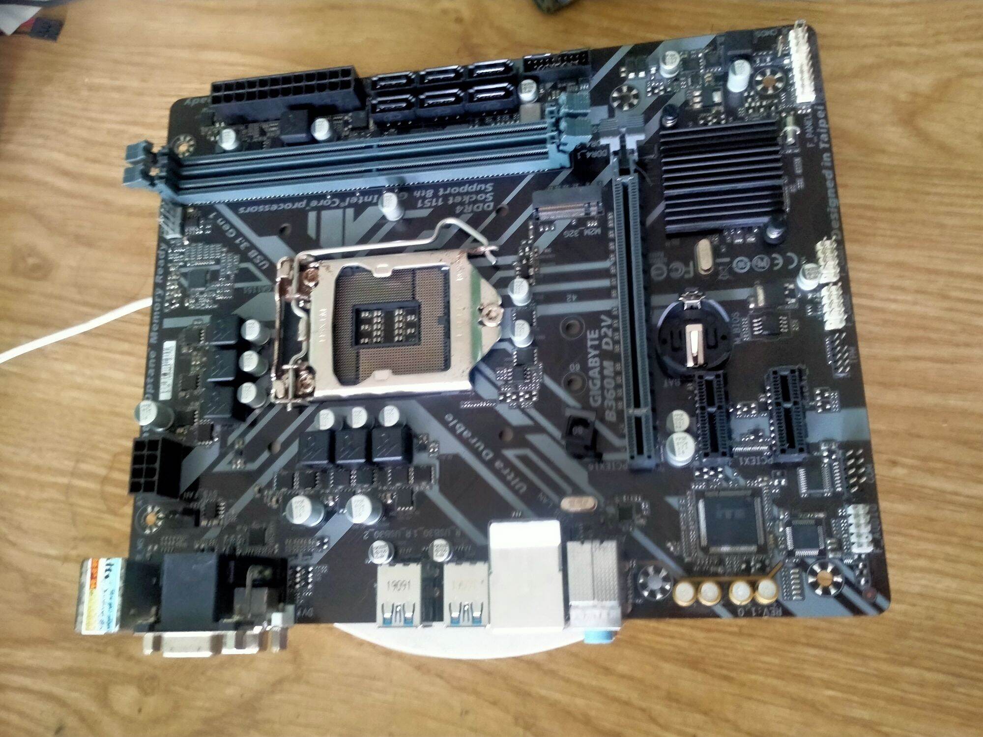mainboard gigabyte b360 M và b365 (2khe) kèm fe zin và còi