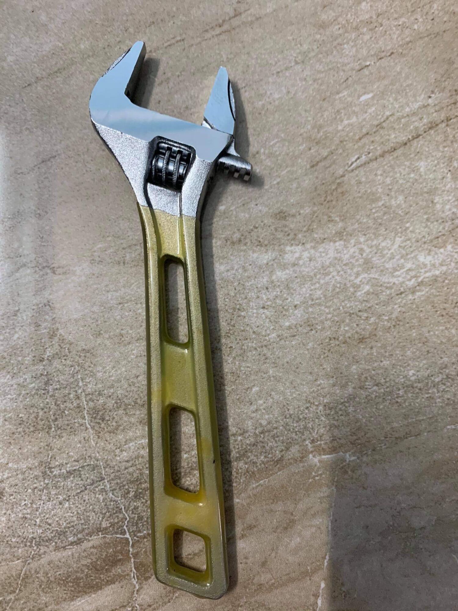 Mỏ Lết Fute 200mm