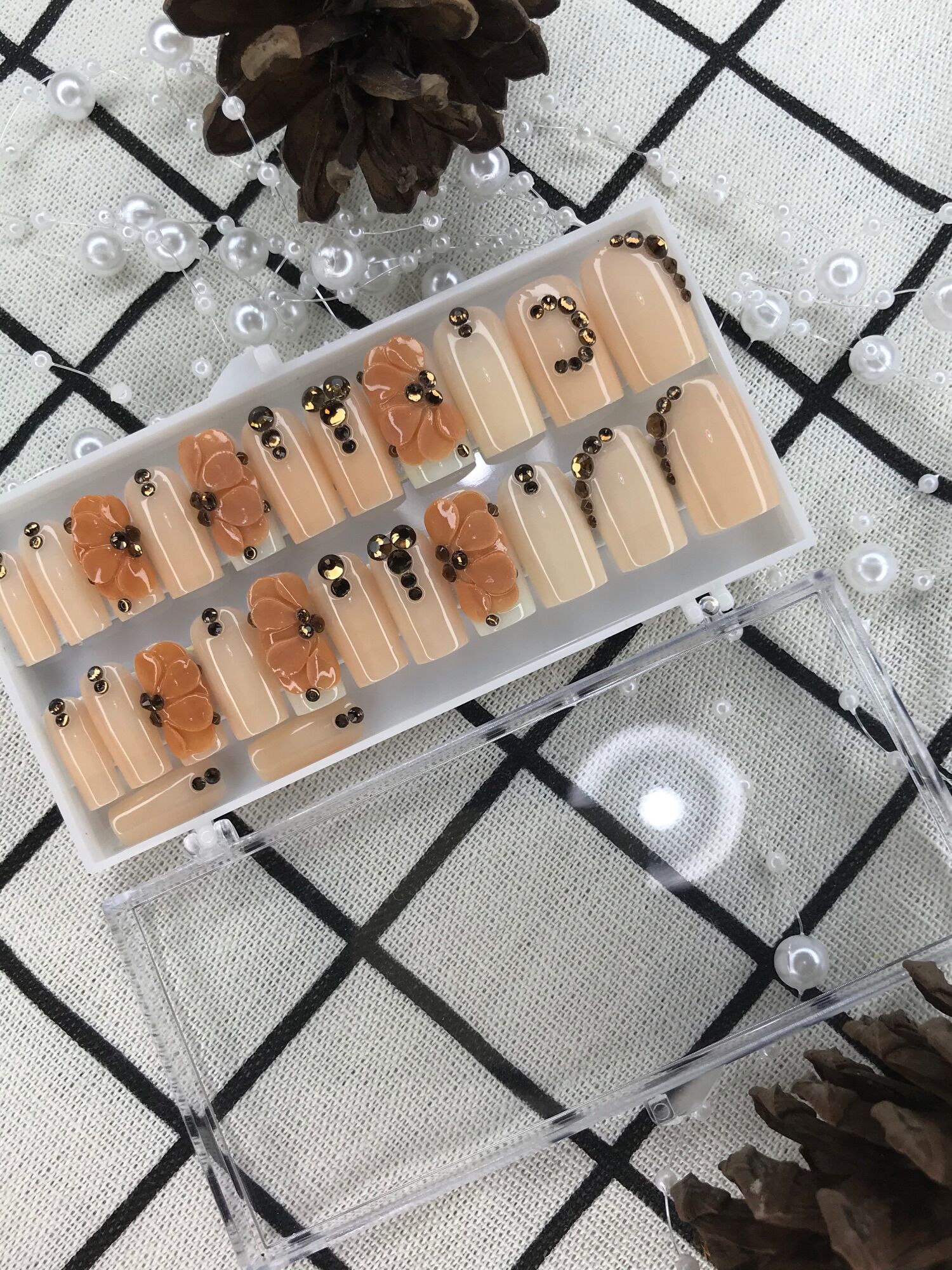 [HCM]Nailbox móng tay giả thiết kế cao cấp