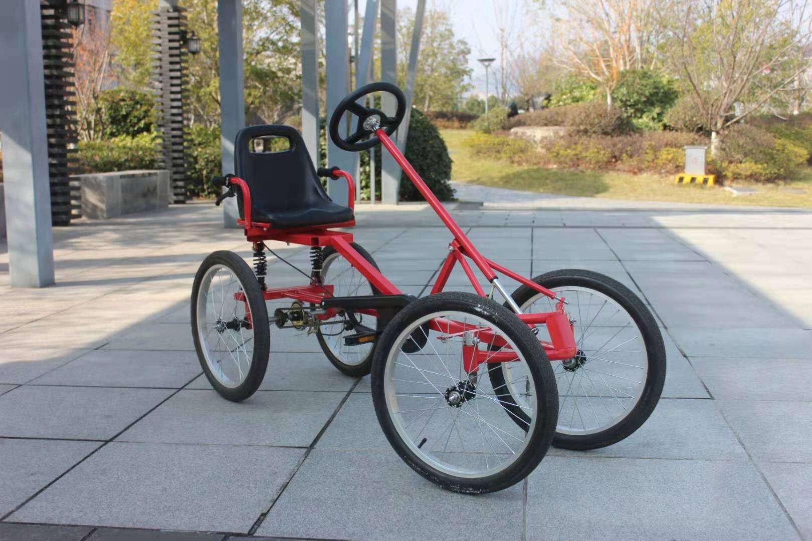 XE ĐẠP BỐN BÁNH CHO NGƯỜI GIÀ