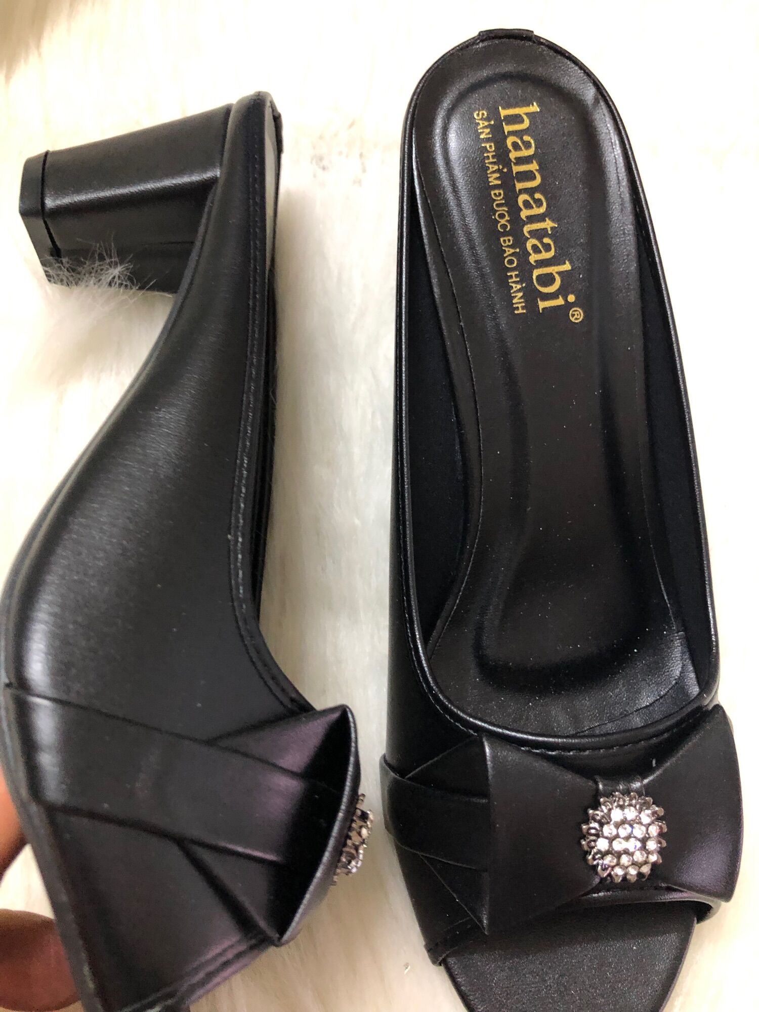 Giày sục hở mũi.số lớn big size 36-42 quai da mềm