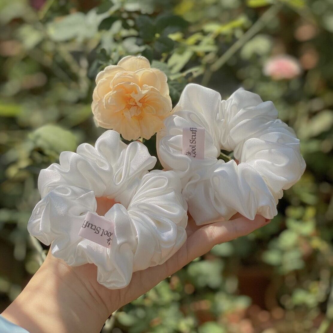 Buộc Tóc Scrunchies Lụa Mềm Mịn Màu TRẮNG🤍Size Thường