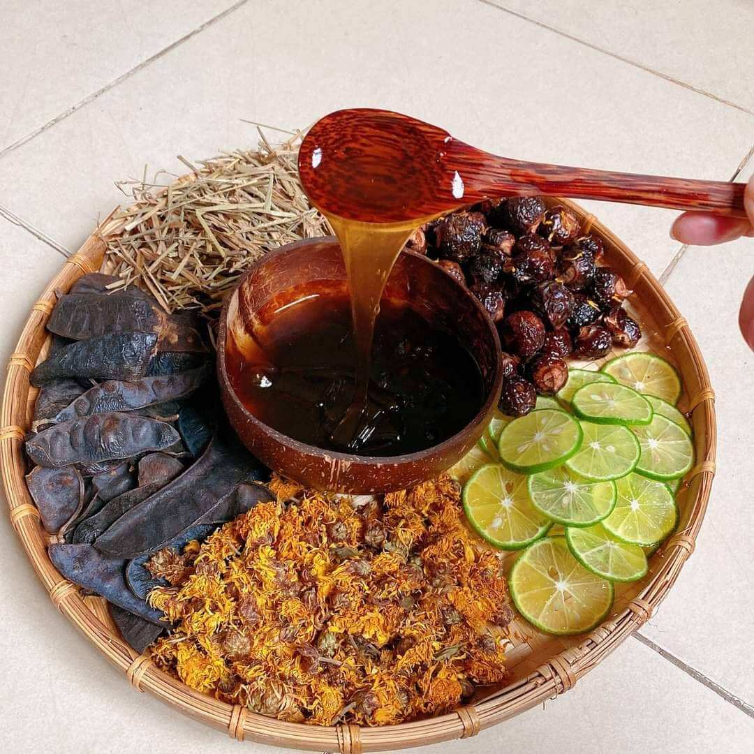 dầu gội thảo mộc bồ kết sả chanh