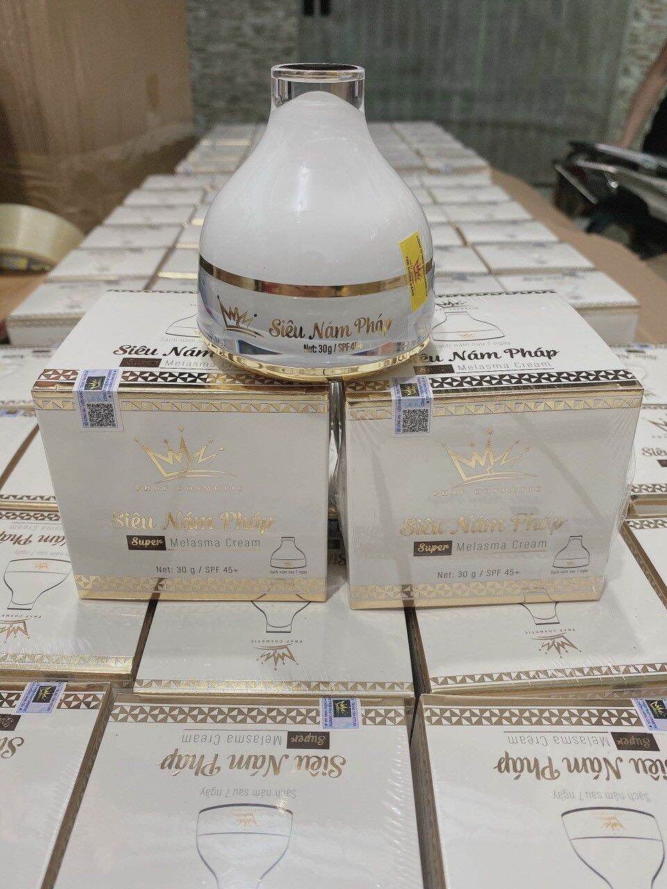 kem face siêu nám tặng kèm serum