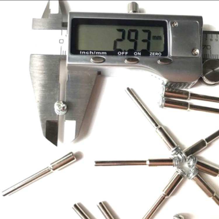 Trục kẹp đĩa lỗ vít 3mm cán 3mm