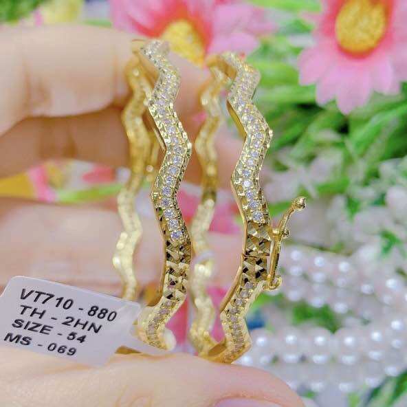 Vòng tay gợn sóng đính đá khoá cài mạ vàng Kami trang sức sỉ