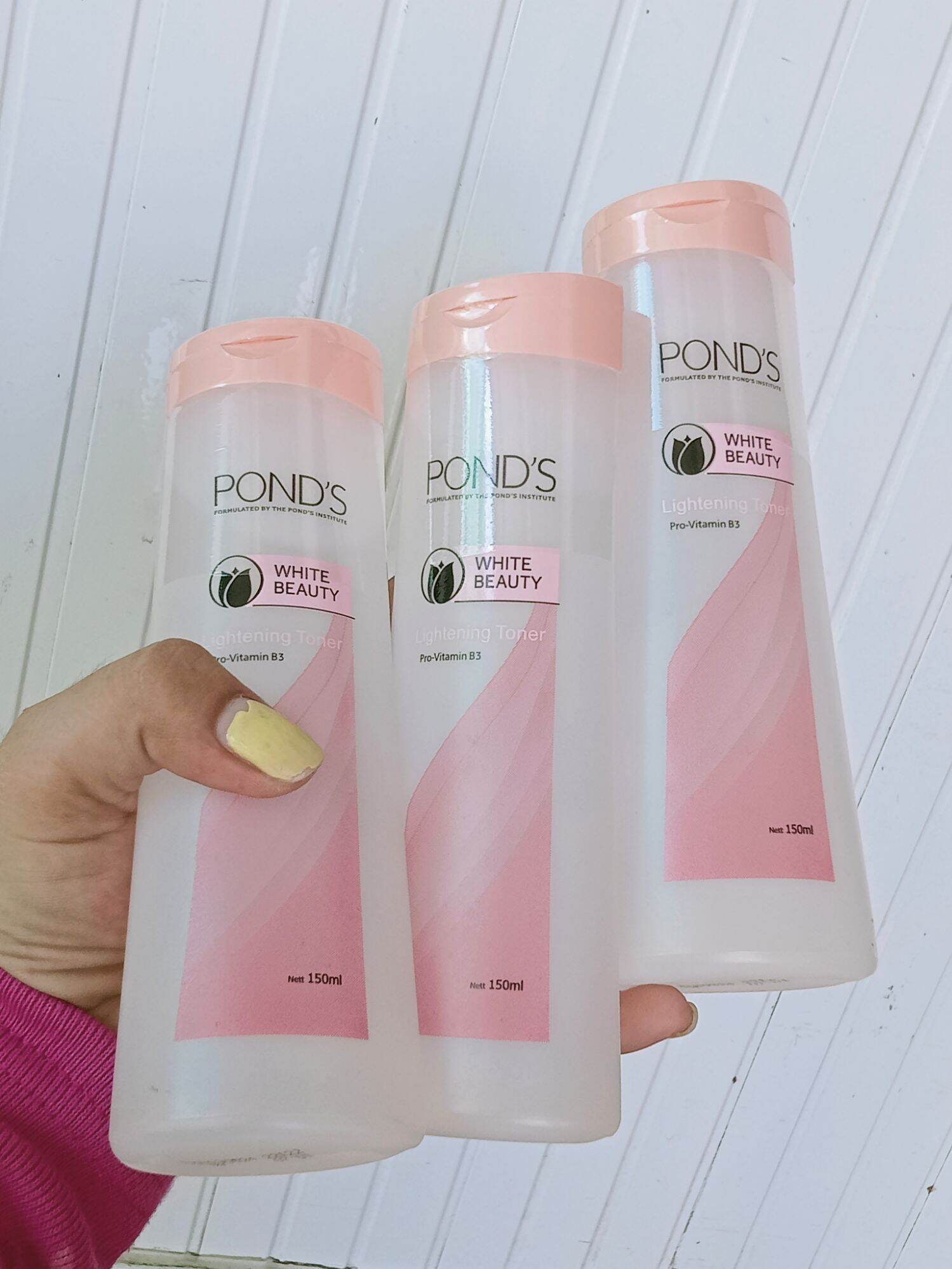 Nước Hoa Hồng POND's