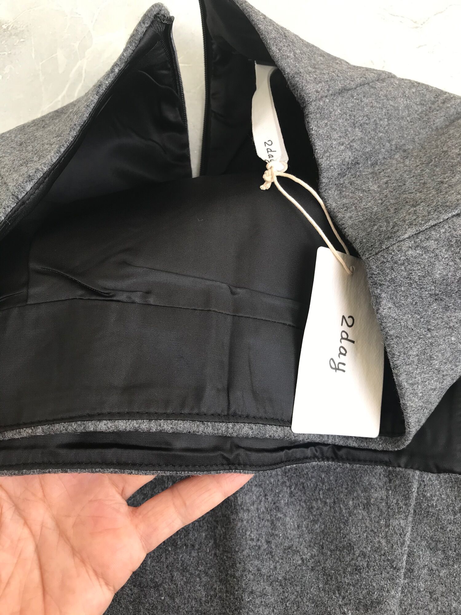 Chân váy chất nỉ màu xám đậm size S