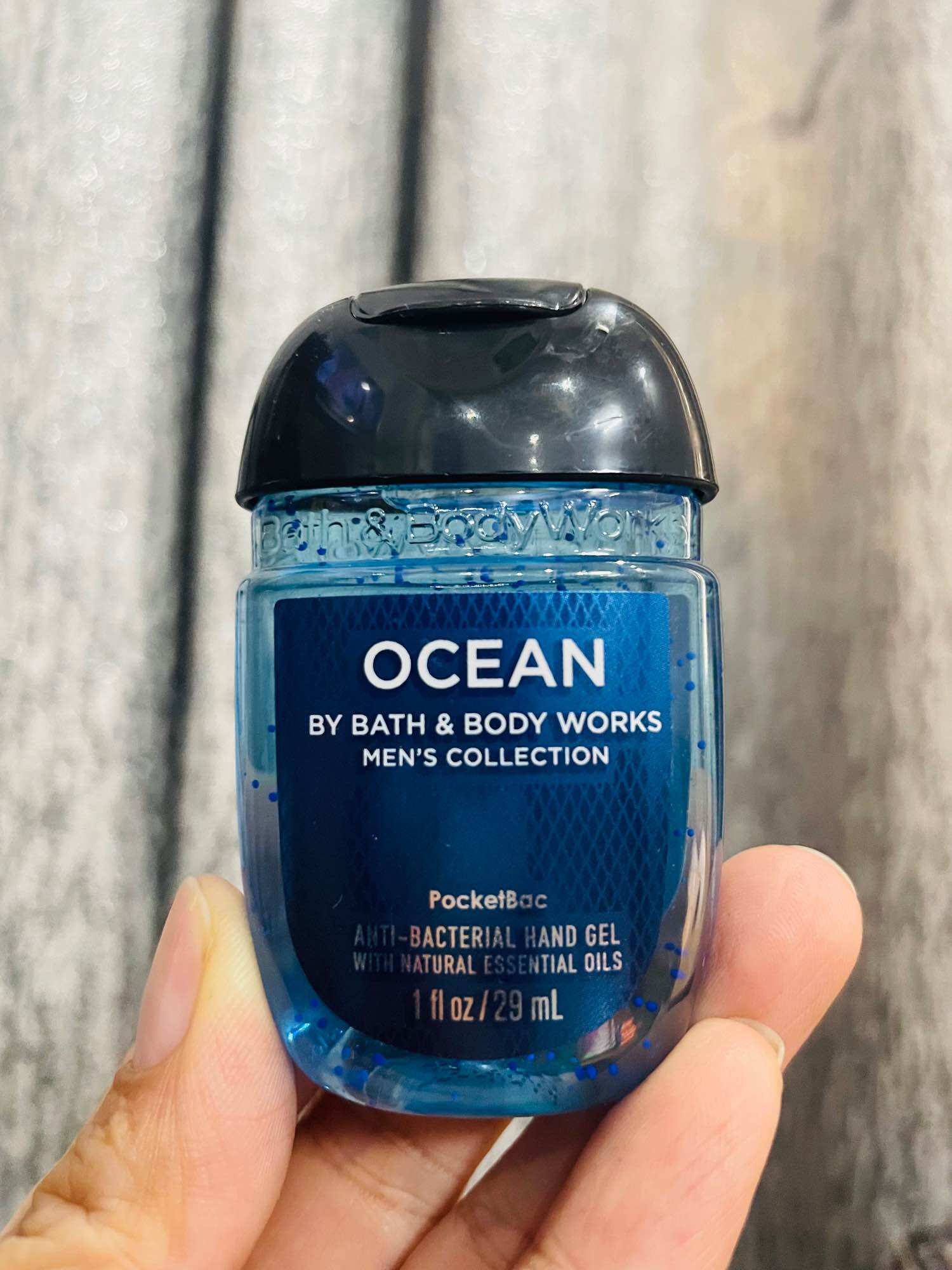 Gel rửa tay khô Bath & Body Works - Ocean