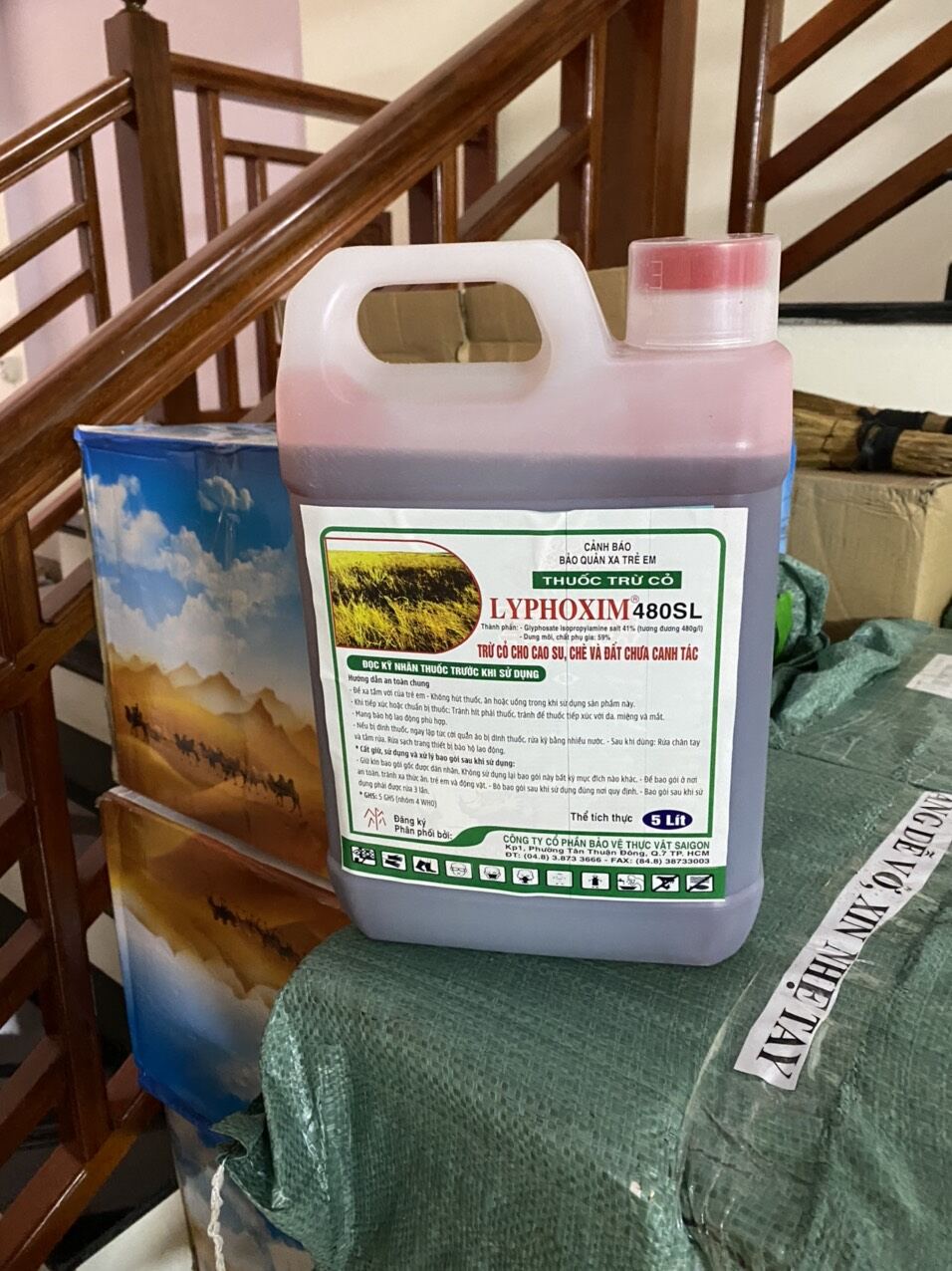 Thuốc cỏ cháy chậm lyphoxim can 5l