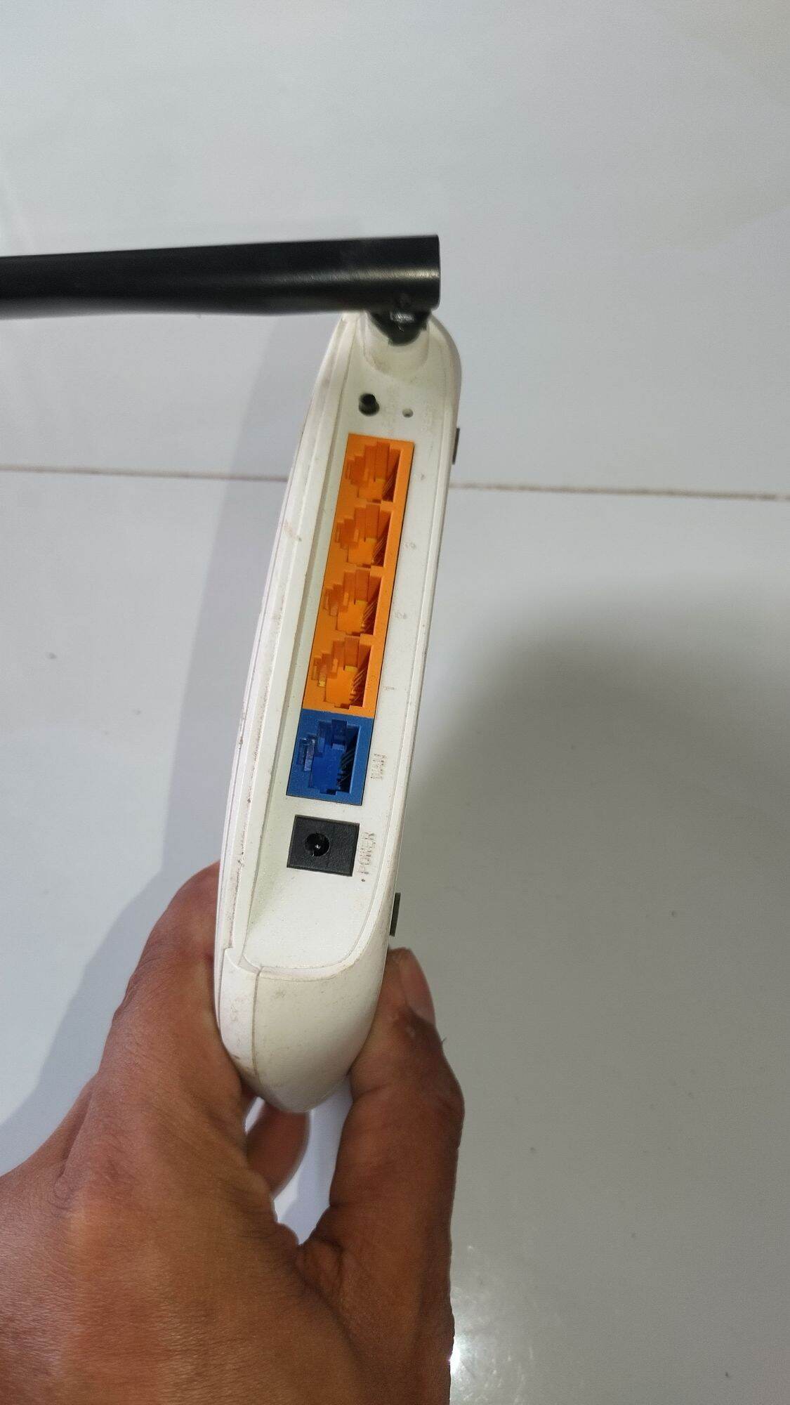 Cục wifi 1 râu ( đã qua sử dụng)
