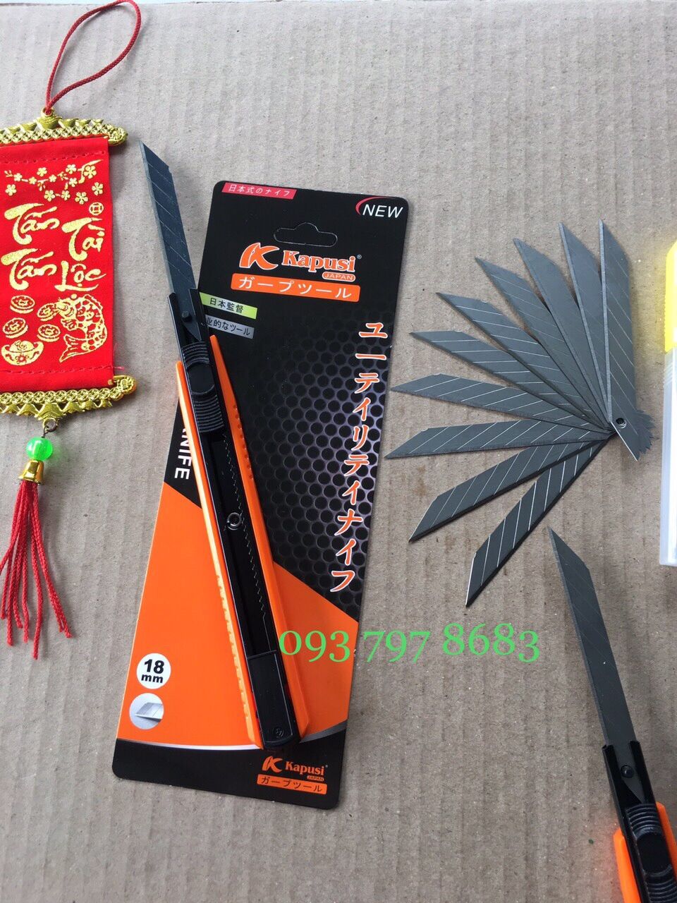 Combo dao rọc giấy mini Kapusi + lưỡi dao rọc giấy 30 độ