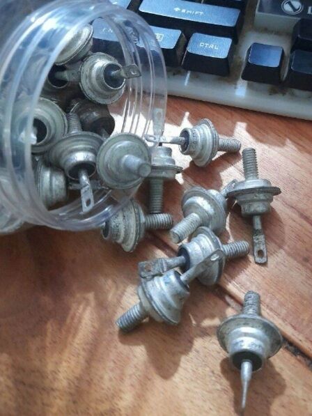Iốt nạp xạc bình acquy 10A Liên Xô