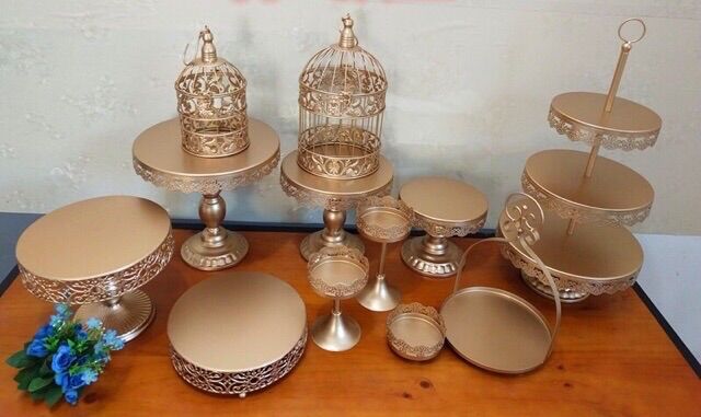 kệ bánh sinh nhật 12 món