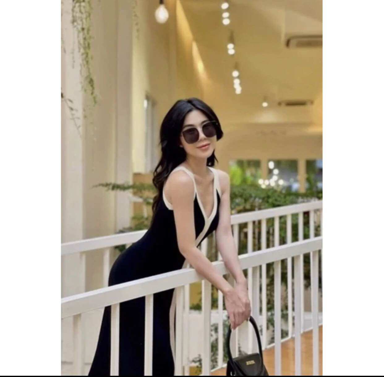 ĐẦM LEN XẺ TÀ GIỮA