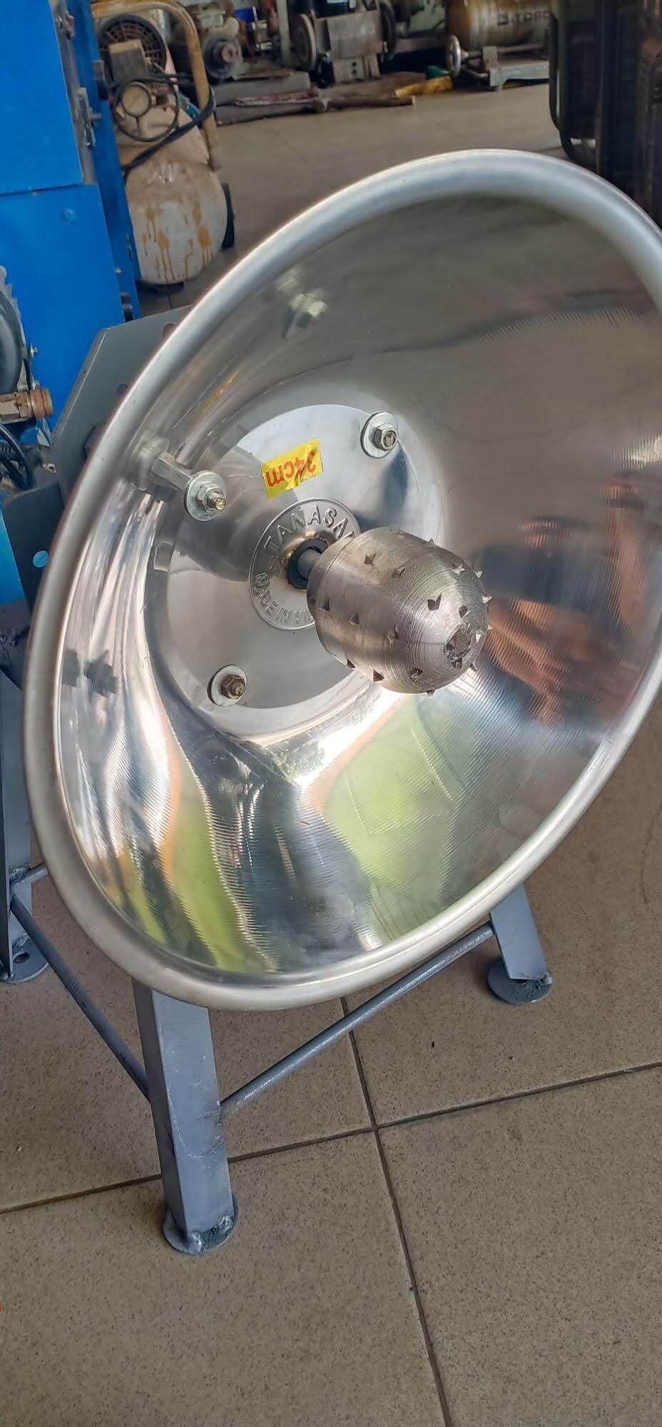 Máy nạo dừa sợi to làm bánh , xôi , chè . chậm tua