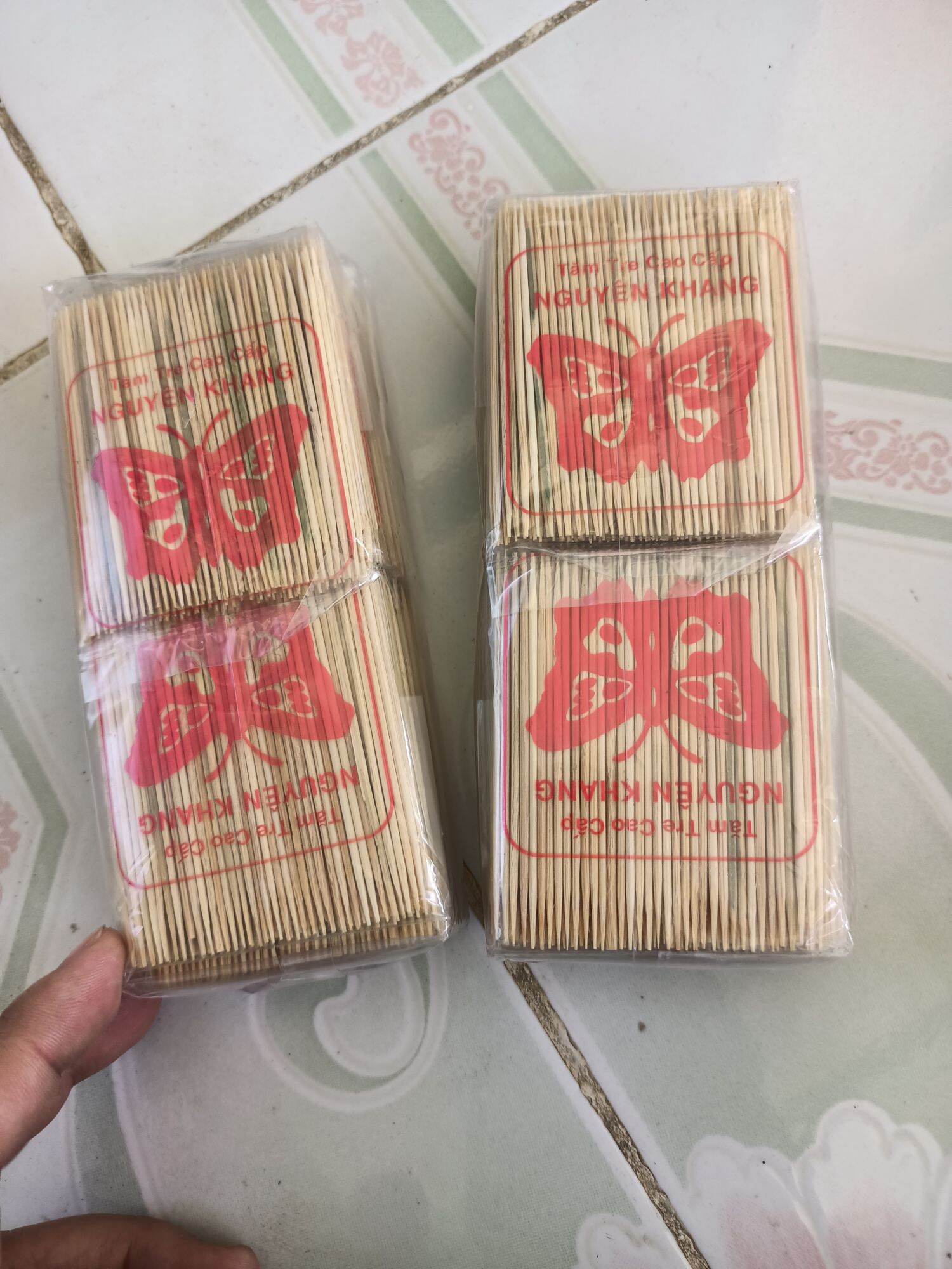 bịch 10 gói tăm xỉa răng hình bướm