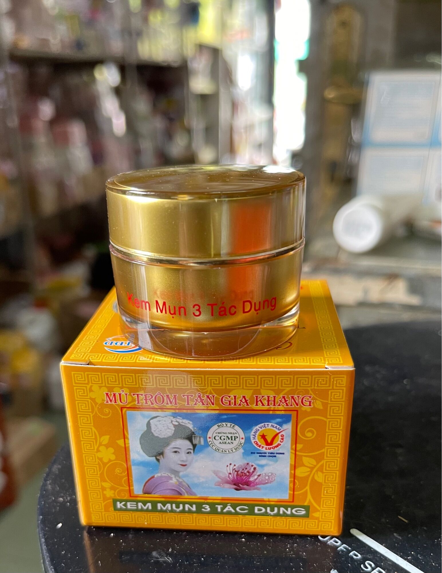Kem mũ trôm Tân Gia Khang mụn 3 tác dụng 6g