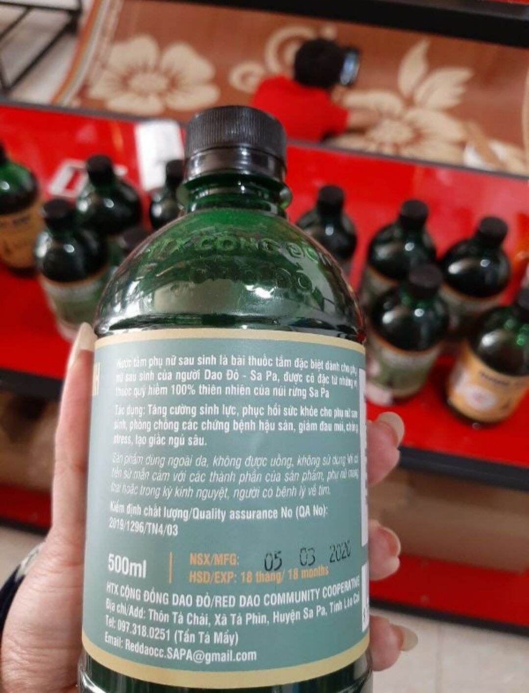 NƯỚC TẮM CHO PHỤ NỮ SAU SINH DÂN TỘC DAO ĐỎ