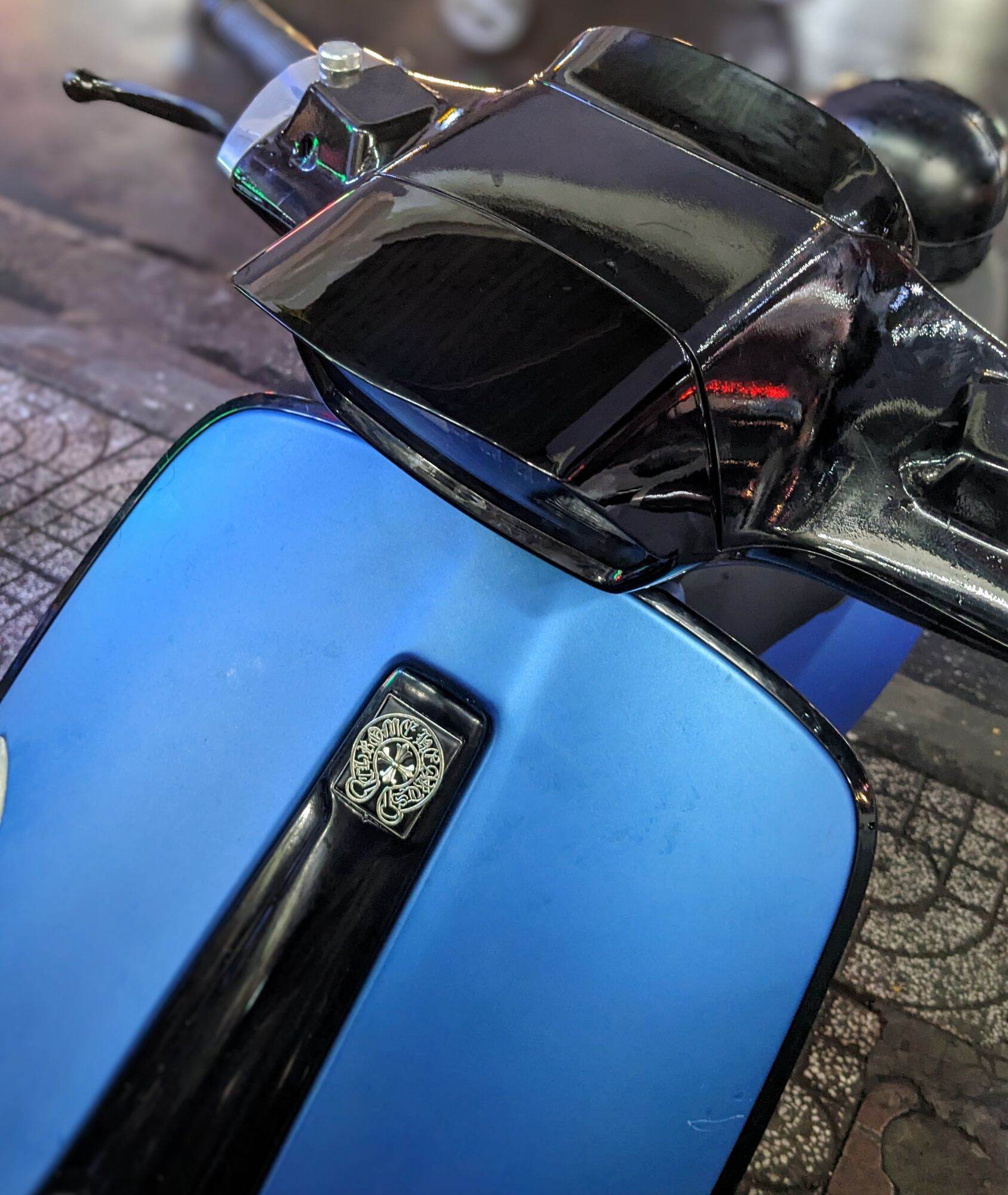 Viền pha dài cho đèn led Vespa Sprint