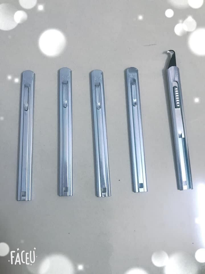 Cán và lưỡi dao rọc sợi bằng sắt trắng