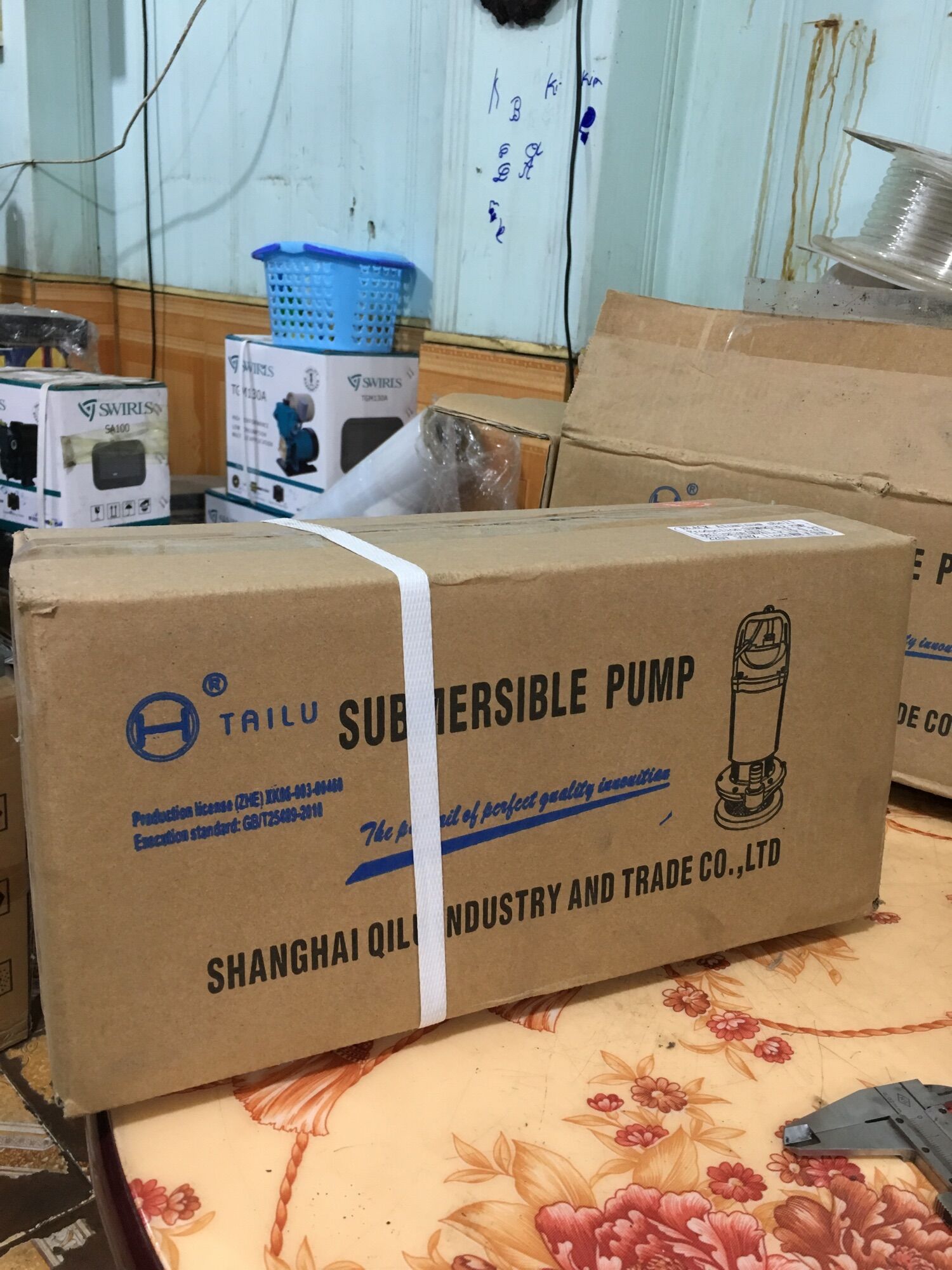 Máy bơm chìm 1hp 0.75kw 220v dây đồng
