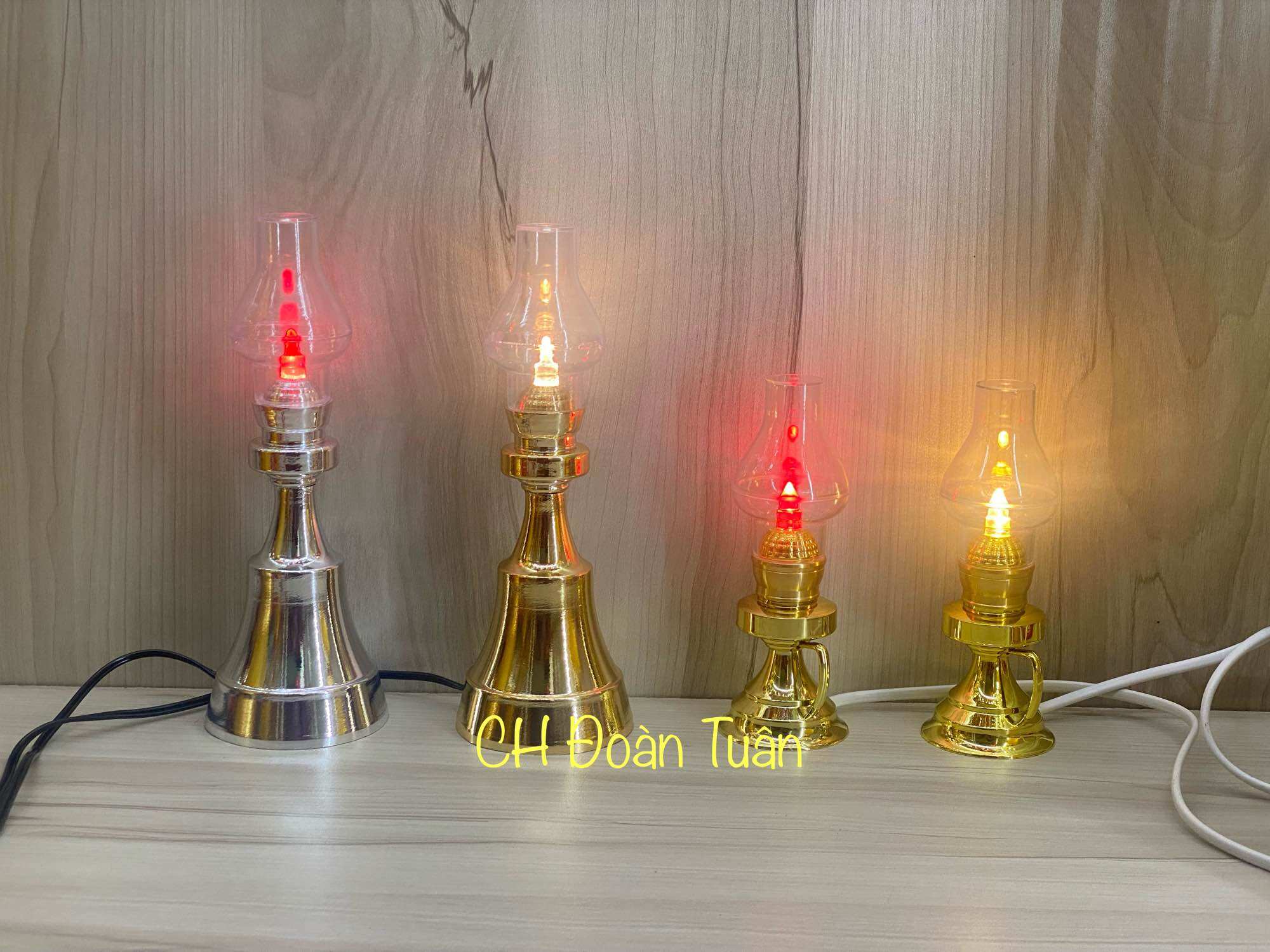 Đèn dầu bàn thờ vỏ nhựa sử dụng bóng led