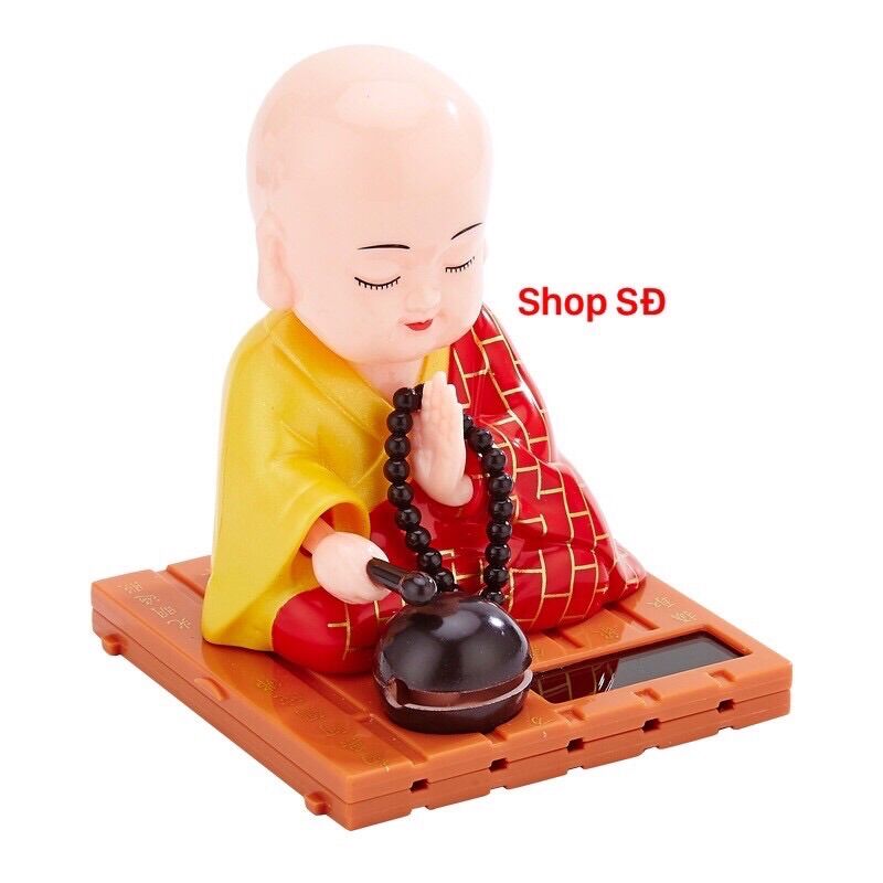 Thầy chùa gõ mõ tụng kinh lớn 13cm - năng lượng mặt trời - 1 thầy ngẫu nhiên