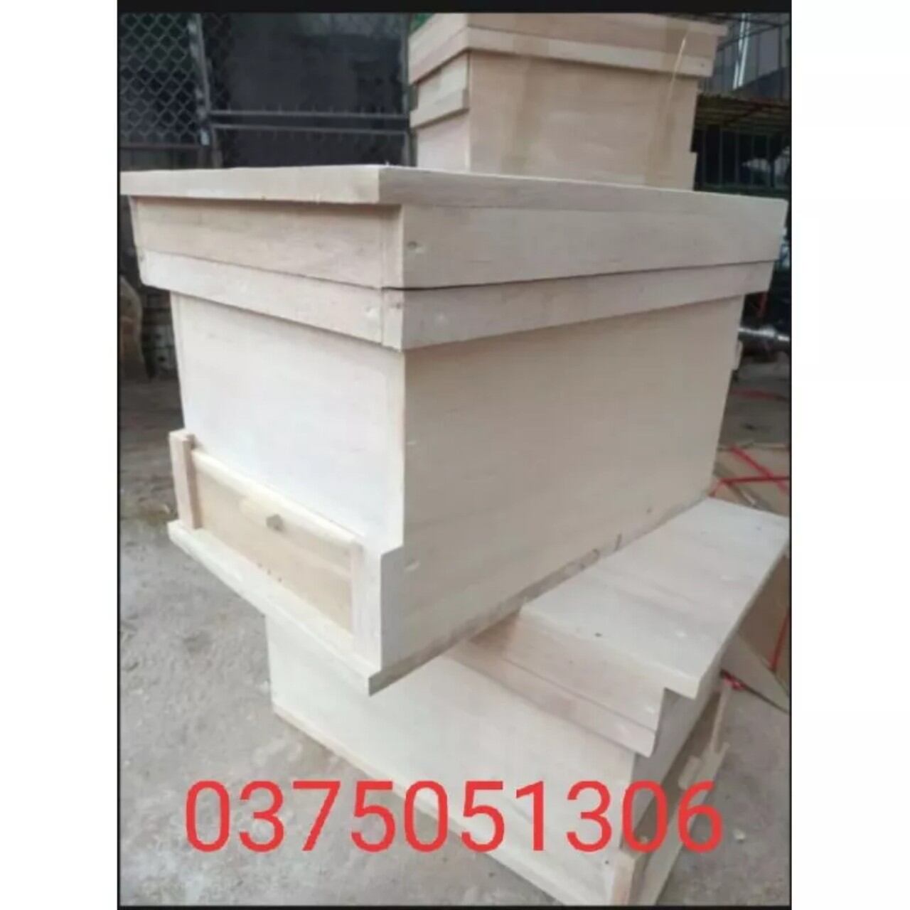 {HÀNG. ĐẸP. GỖ .GẠO}. THÙNG NUÔI ONG NỘI 42.27.26