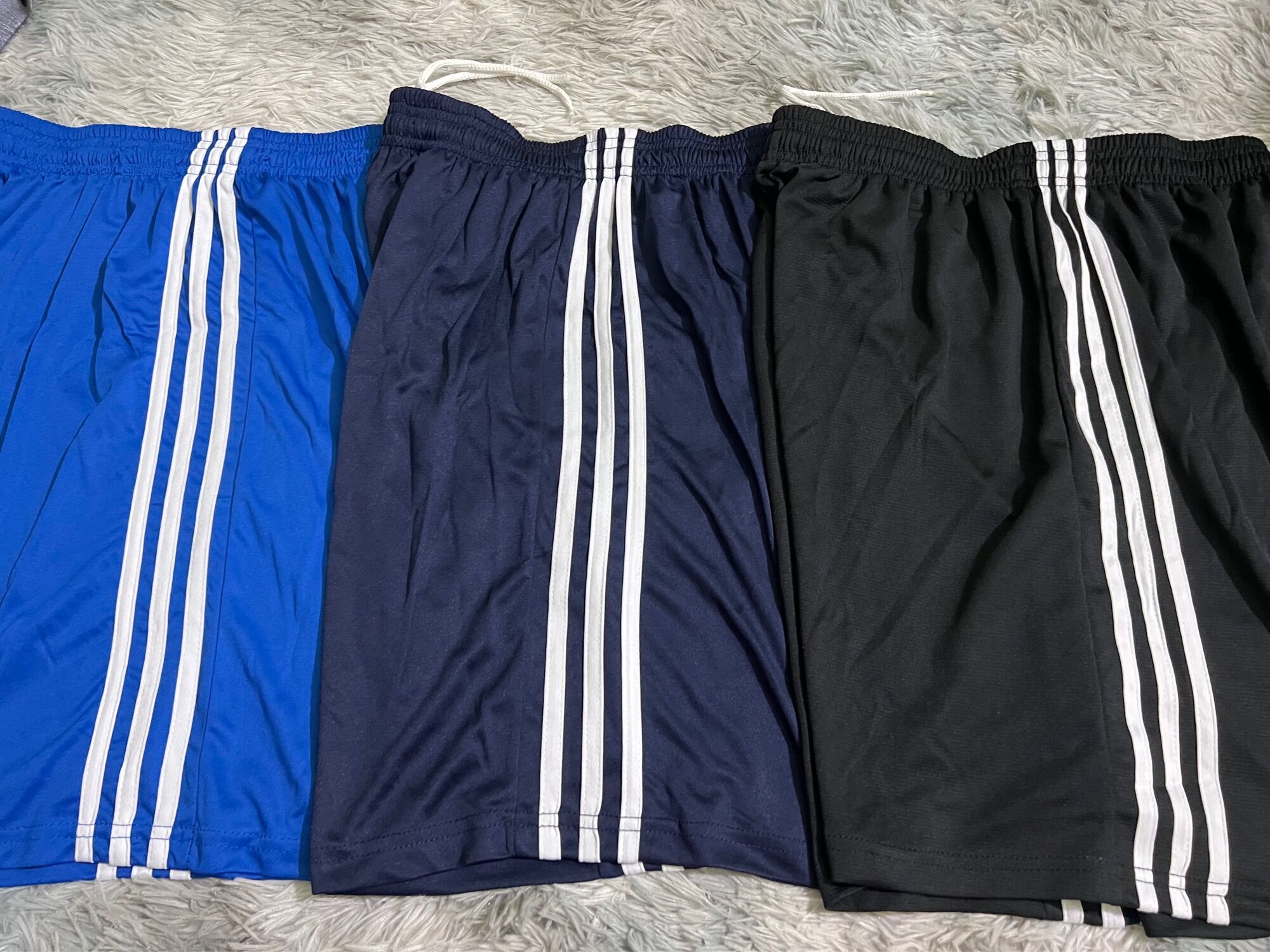 Quần short mặc nhà, thể dục.