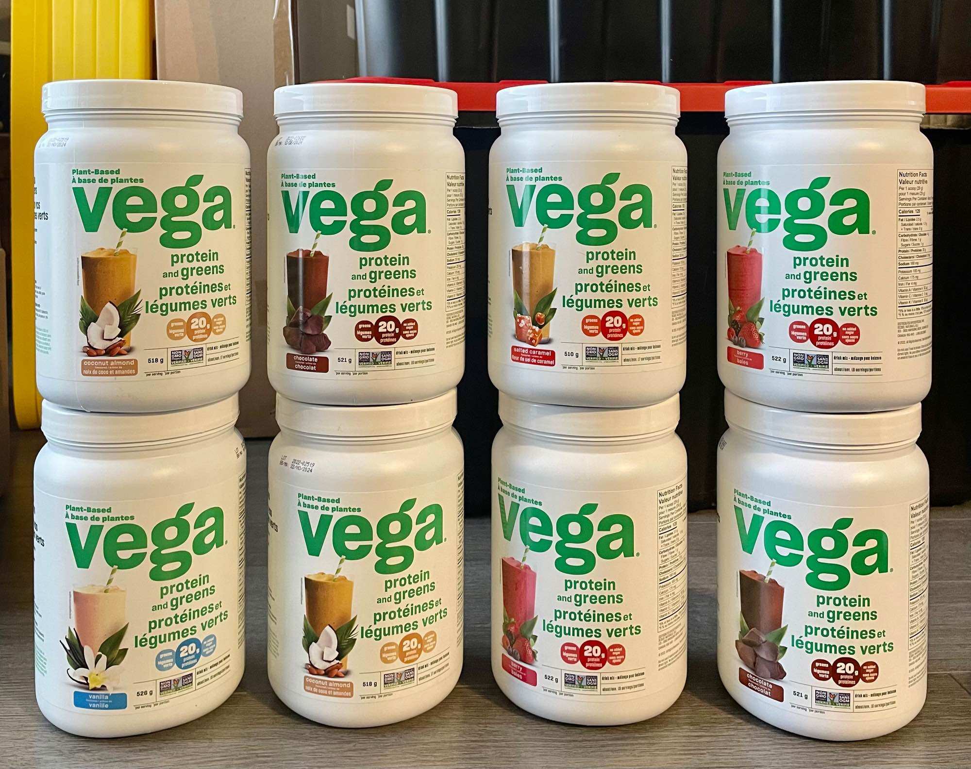 Bột hữu cơ Vega Protein&Green made in Canada; HSD 2026