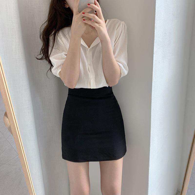 Chân váy ôm ngấn đơn giàn đen VNVC