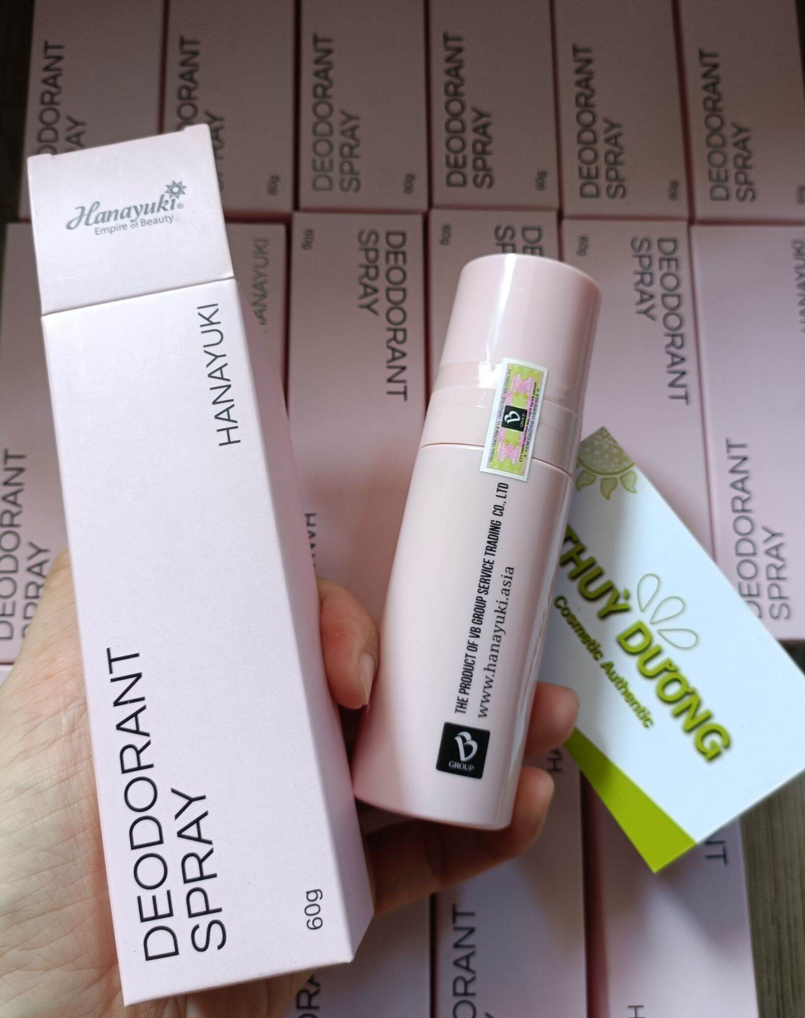 Xịt thơm khử mùi cơ thể Hanayuki Deodorant Spray