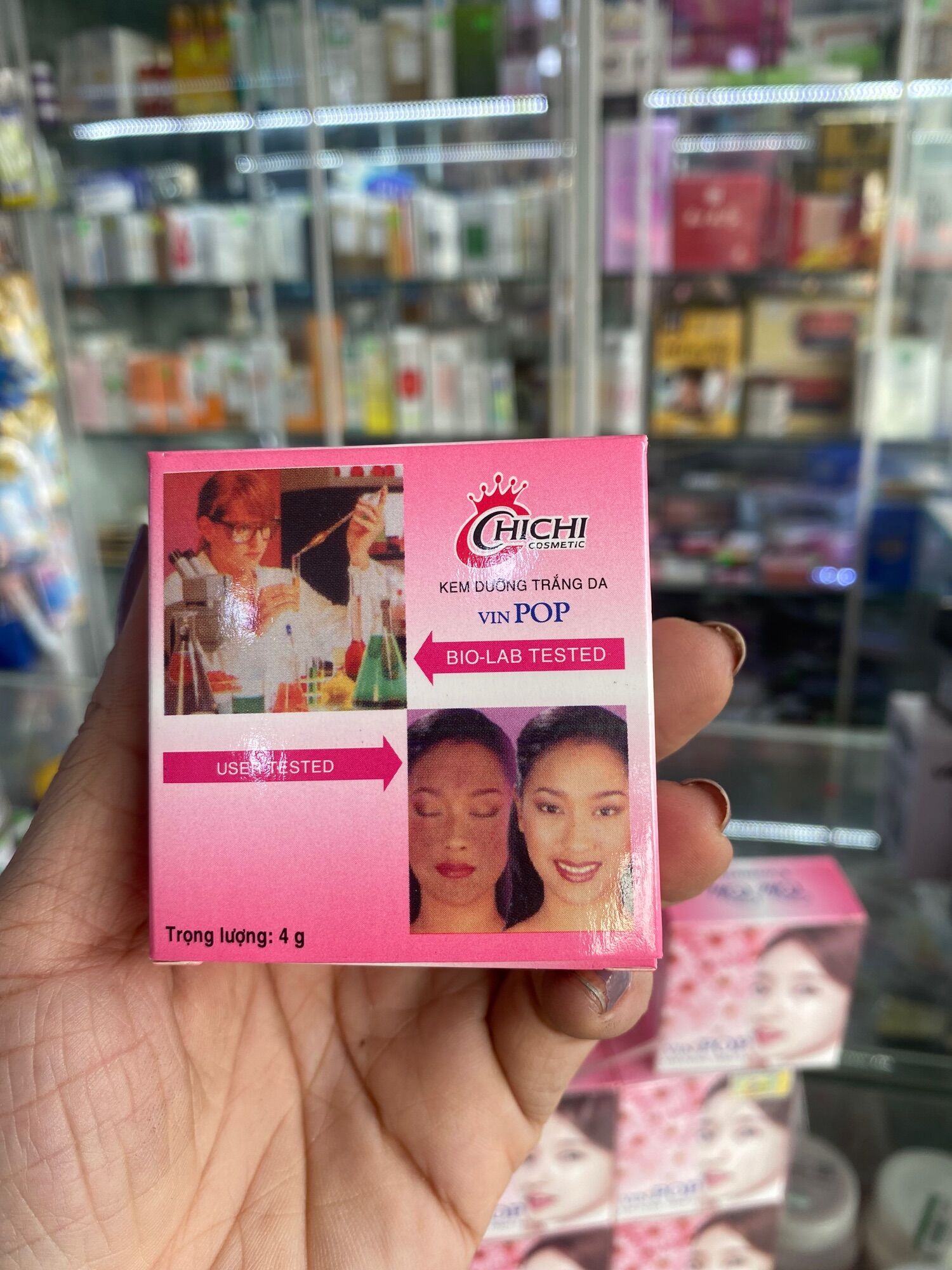 Kem dữơng trắng da pop thái lan