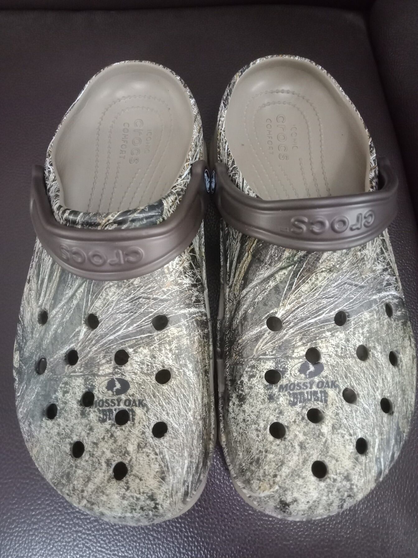 Sục clacssic loang galaxy chính hãng. crocs Ninh