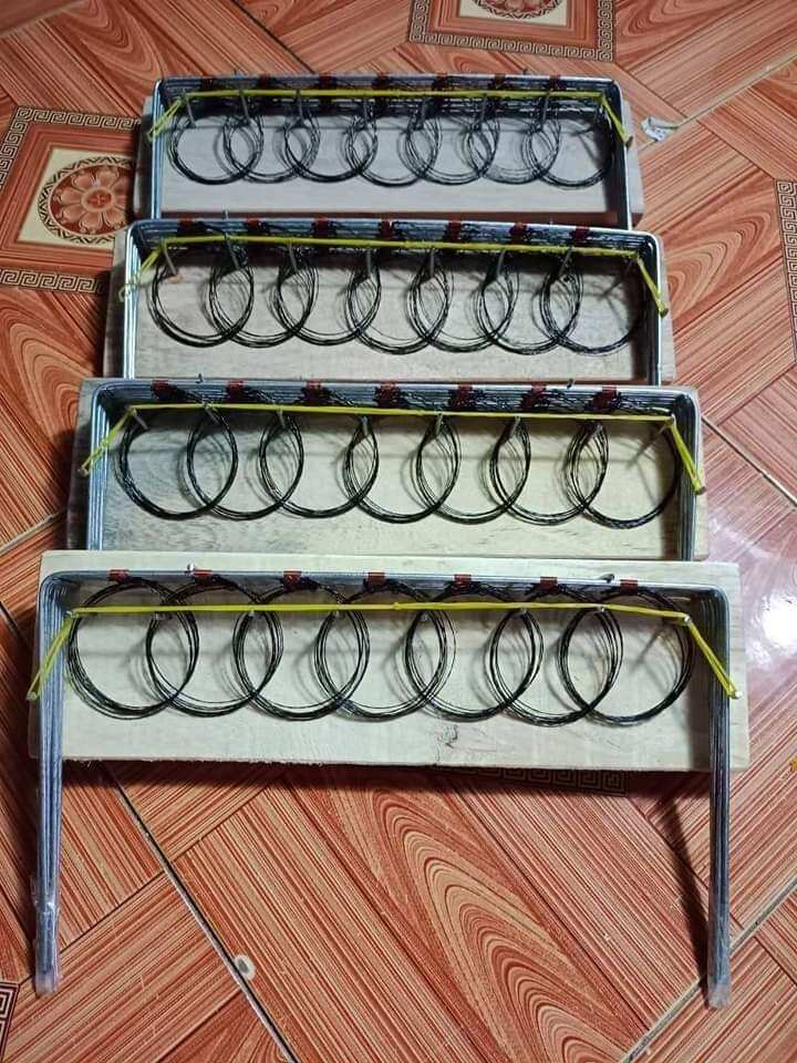 thòng bẫy cút gồm 7 chân 7 vòng