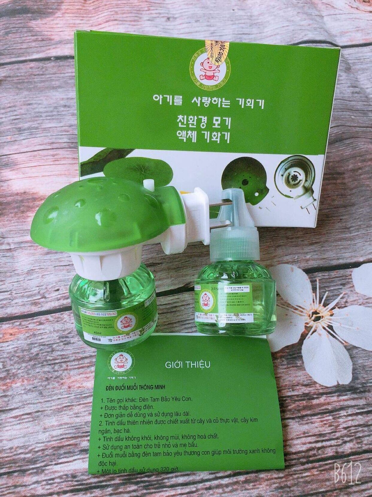 Đèn đuổi muỗi tinh dầu hàn quốc