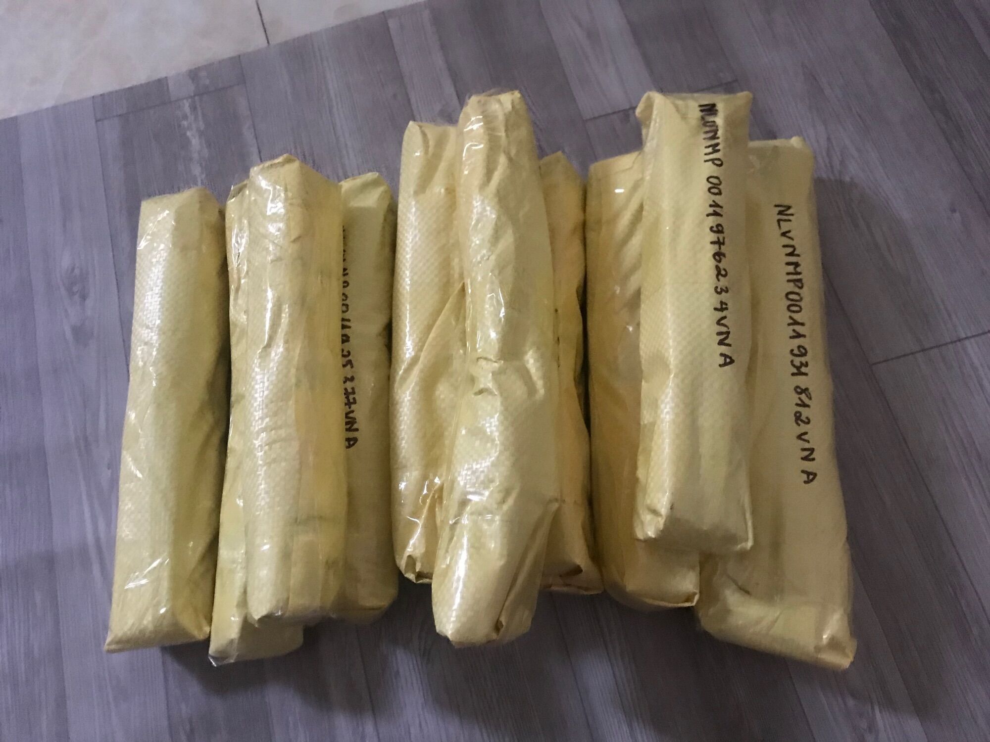 Dao lấy cơm dừa nhíp xe